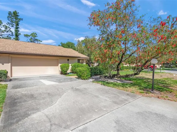 4688 Oak Hollow Dr #25, Sarasota, FL 34241