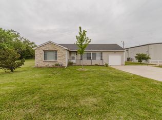 2335 S Crest St, Wichita, KS 67207