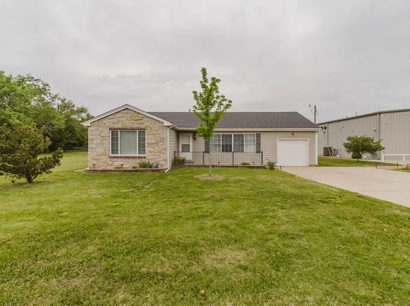 2335 S Crest St, Wichita, KS 67207