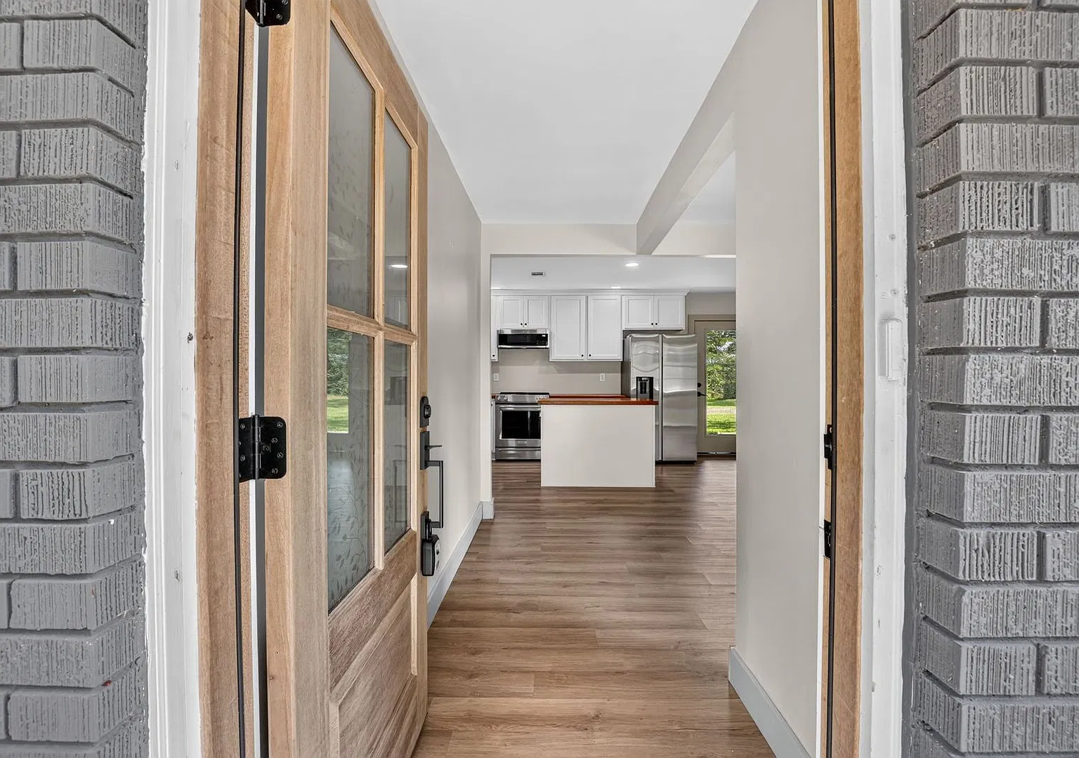 108 E Whatley St. — Photo 1