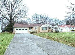 744 Wildwood Dr, Youngstown, OH 44512