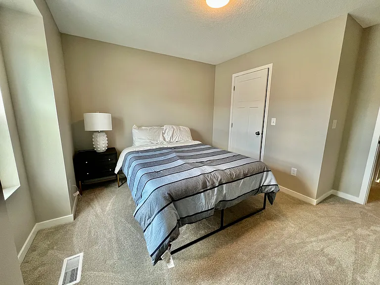 Spruce Needle Ln — Photo 10