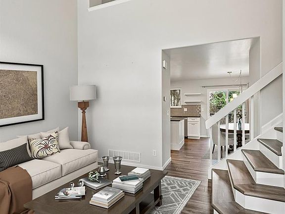 2nd image of 9785 Autumnwood Place