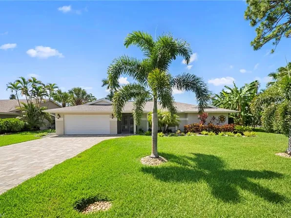 28581 Winthrop CIR, BONITA SPRINGS, FL 34134