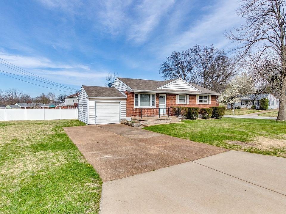 1st image of 10801 Palmyra Ct