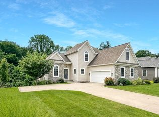 4871 S Wayside Dr, Erie, PA