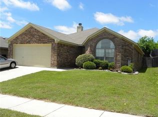 2212 Wakecrest Dr, Fort Worth, TX 76108