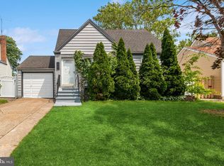 1129 Jefferson Ave, Bellmawr, NJ 08031