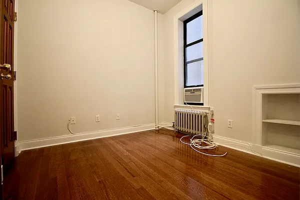 Rented by Maz Group NY | media 43