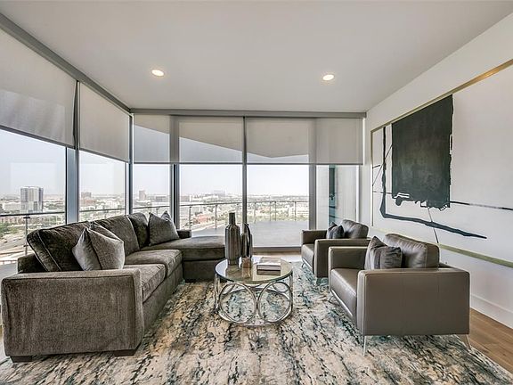 2nd image of 3130 N Harwood St #1803