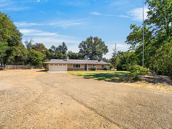3rd image of 19679 Nirvana Rd