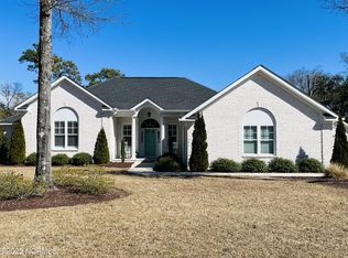 204 Nottingham Ln, Morehead City, NC 28557