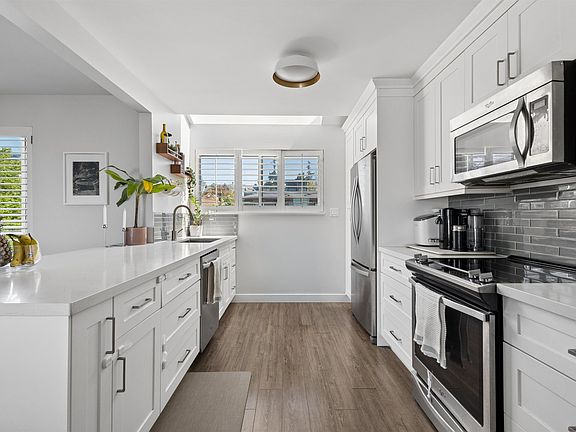 3rd image of 270 E 3rd St #3