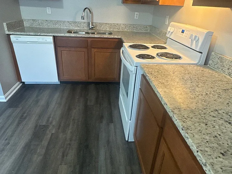 5101 Keegan Way — Photo 4