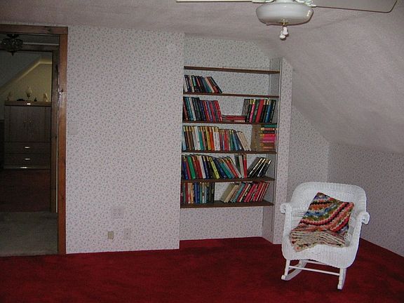 Built in Book Case BR2