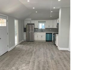68 Mulberry St #B, Stamford, CT 06907