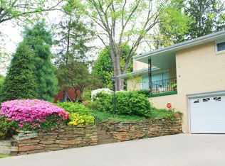 15 Winding Rd, Leetsdale, PA 15056