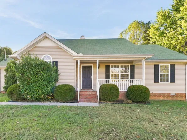 1906 Landmark Ln, Murfreesboro, TN 37128
