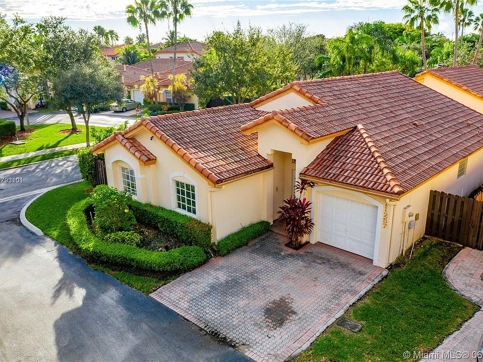 1st image of 11257 NW 59th Ter