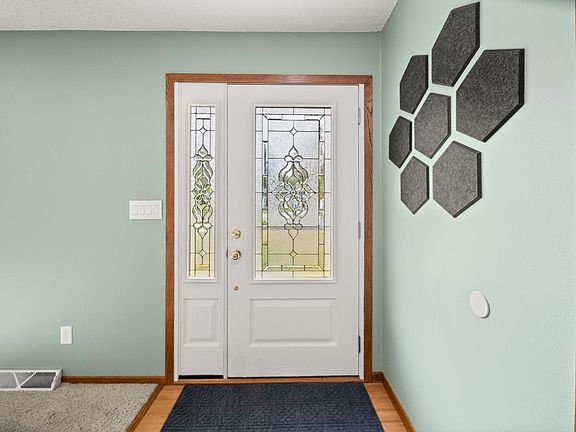 2nd image of 1603 Monroe Ct