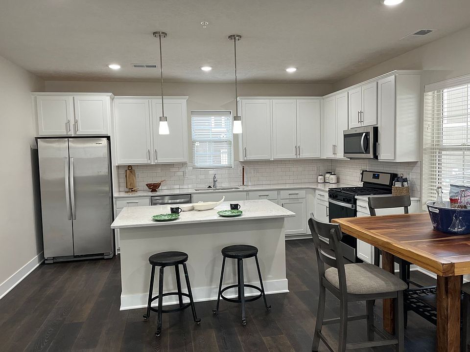 1st image of 13043 Montauk Ct #101