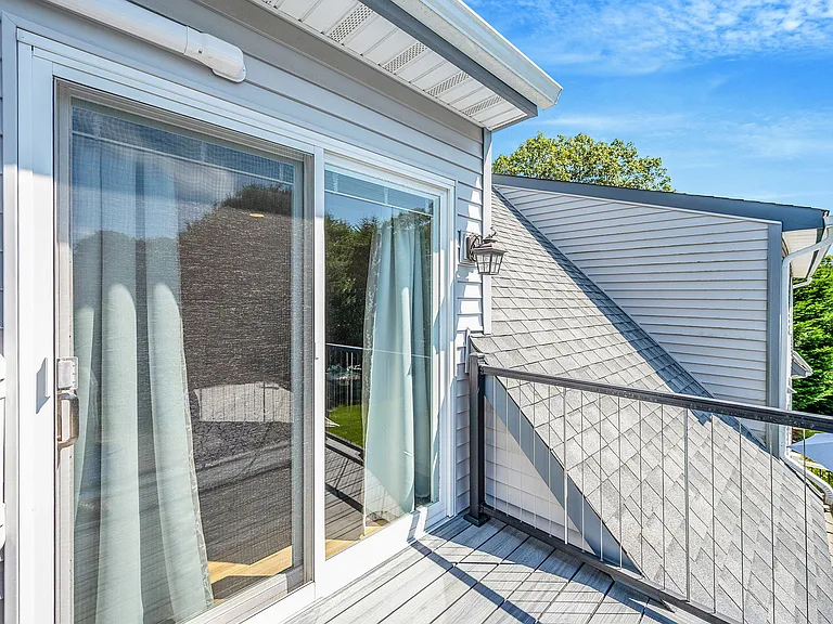 8 Paynes Ln — Photo 22