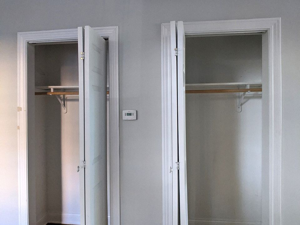 1st image of 1101 W Wellington Ave #1101