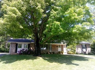 3400 Amoyee Dr, Johnson City, TN 37601