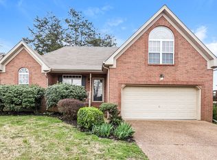 1802 Meadowglen Cir, Mount Juliet, TN 37122