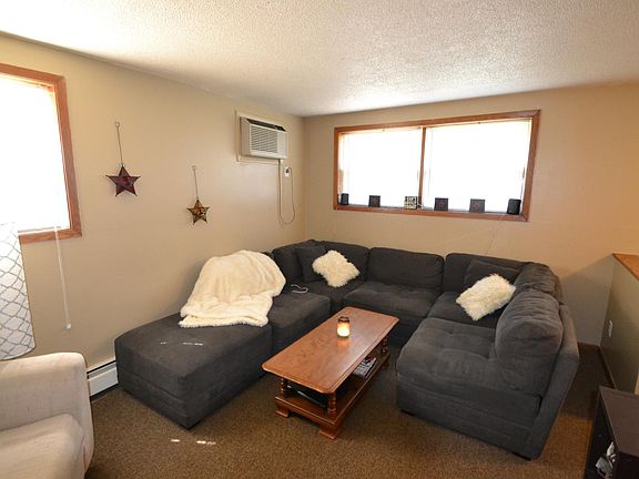 4th image of 1309 Greeley St S APT 4