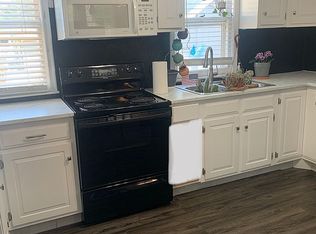 6901 Binney St, Omaha, NE 68104