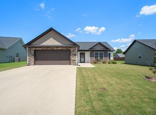 446 Peaksview Dr, Simpsonville, SC 29681