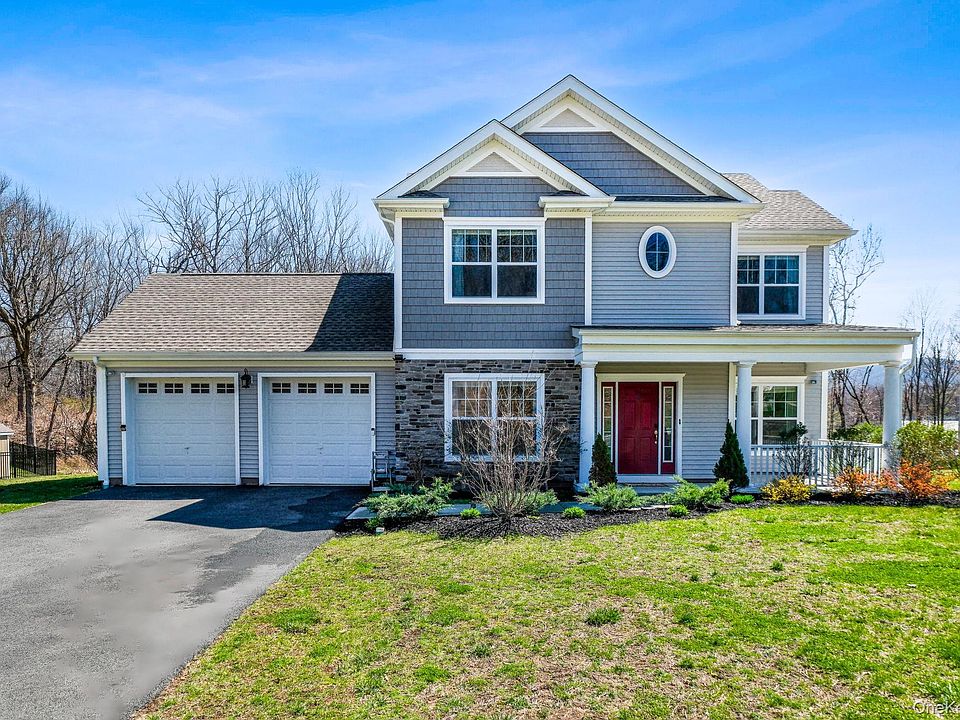 1st image of 24 Knoll Crest Court
