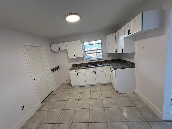 4th image of 2793 NW 87th Ter #B