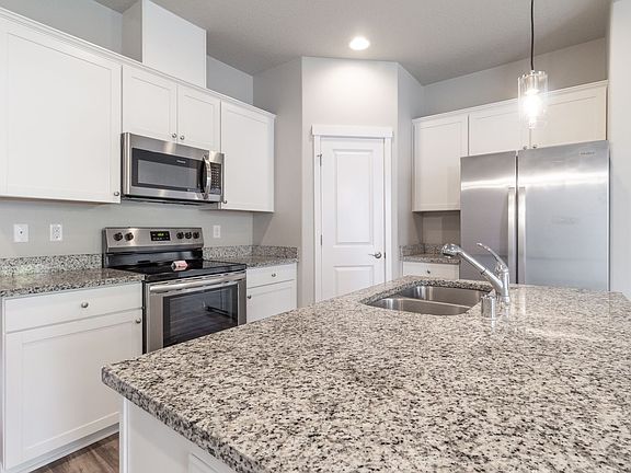 4th image of 8608 NE 26th Cir