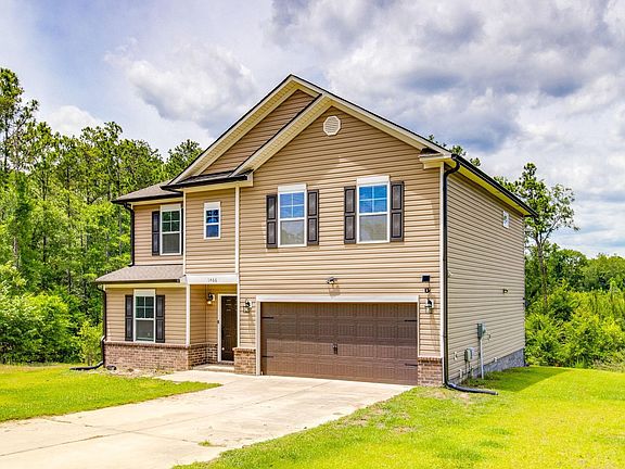 4th image of 1466 Green Valley Way