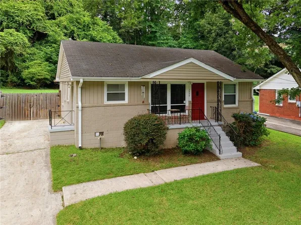 2609 Harmony Way, East Pt, GA 30344