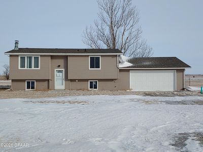 1608 23rd Ave NE, Grand Forks, ND, 58203