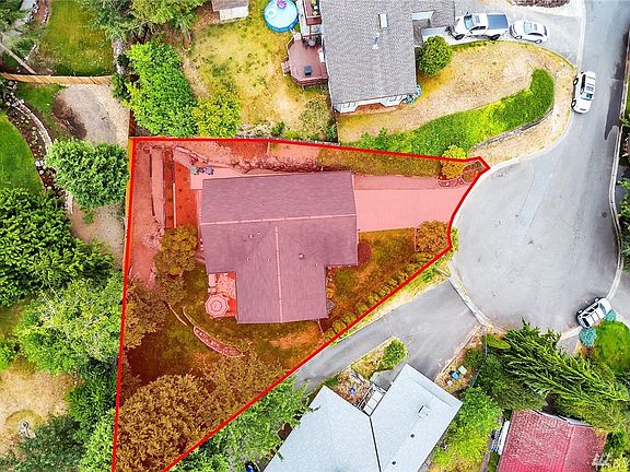 4th image of 5610 126th St SE
