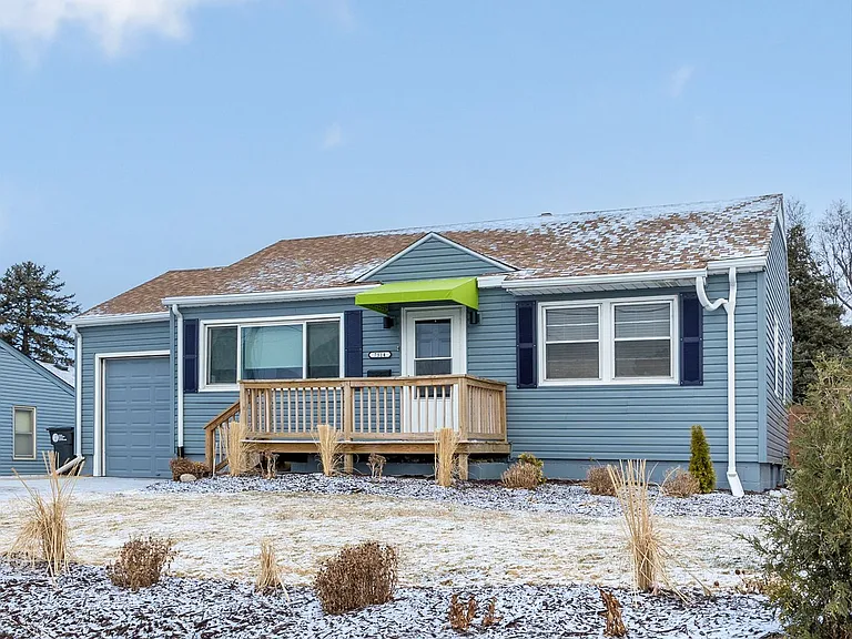 7514 Cass St — Photo 3