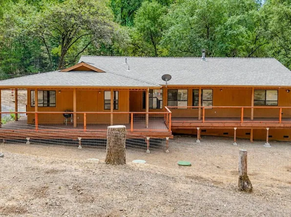19691 Wolf Creek Rd, Grass Valley, CA 95949