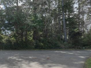 699 Chenois Ave NE, Ocean Shores, WA