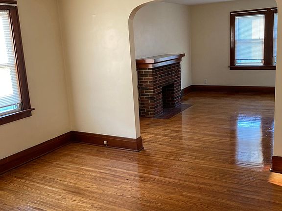 3rd image of 290 Washington Ave