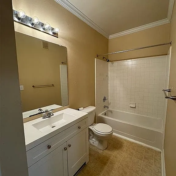 18575 Bridle Club Dr — Photo 8
