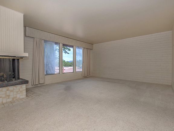 3rd image of 8980 N Shadow Mountain Dr