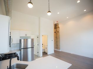 415 W North Ave #202, Chicago, IL 60610