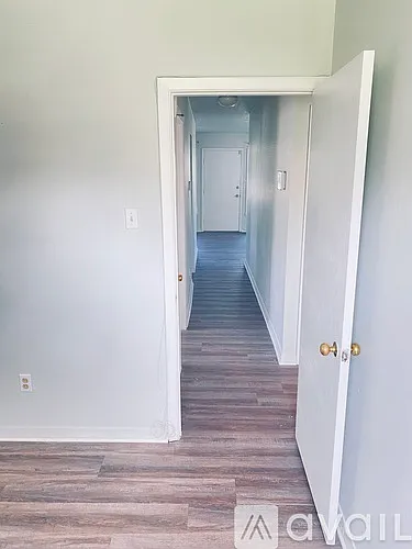 5024 Delaware Dr — Photo 11