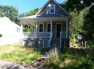 105 Spruce St, West Haven, CT 06516