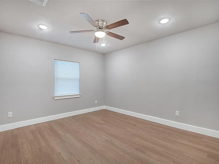 801 Sunny Slope Dr — Photo 8