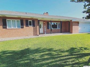 1624 Monroe St, Quincy, IL 62301